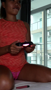 18anni asiatico gamer scopa duro