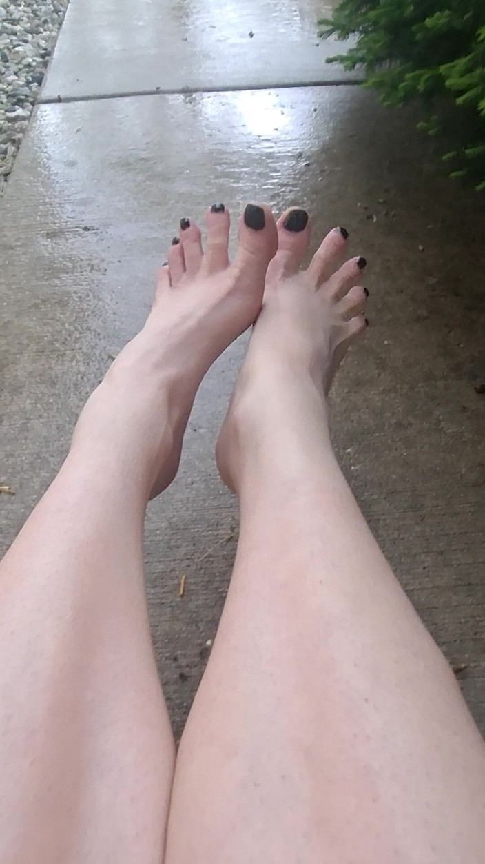 Naughty alchemy: Pieds ASMR style Midwest