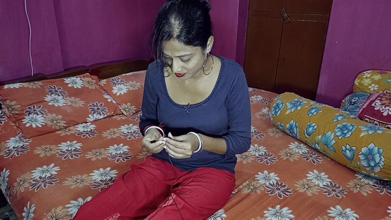 Bengali-coupel: Je baise mon demi-frère vierge et il finit par me...
