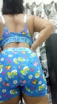 Sexy Filipina MILF, Shaking, Rubbing, & Smacking Her Big Smurf Ass & Pussy