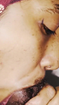 Muslim Hijab Indian Deepthroat Queen Is Back, All the Way Down Sloppy Gagging Homemade Cum in Mouth