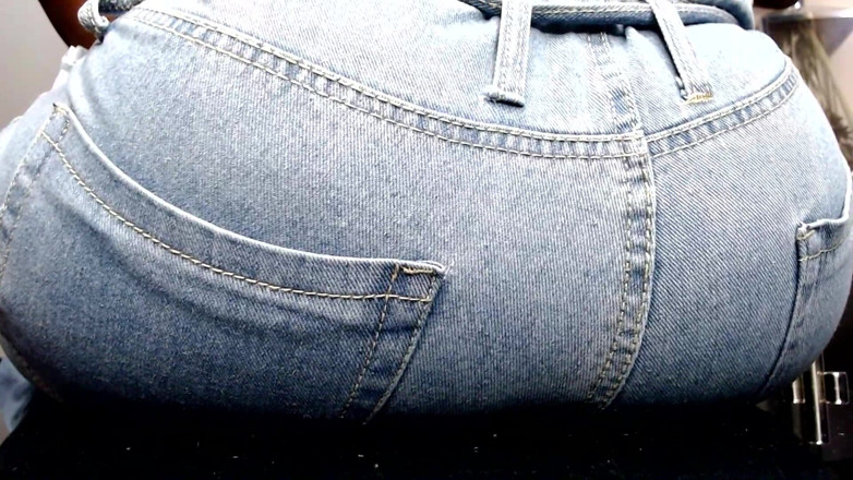 Maeling: College Teens Ruined with Giant Ass