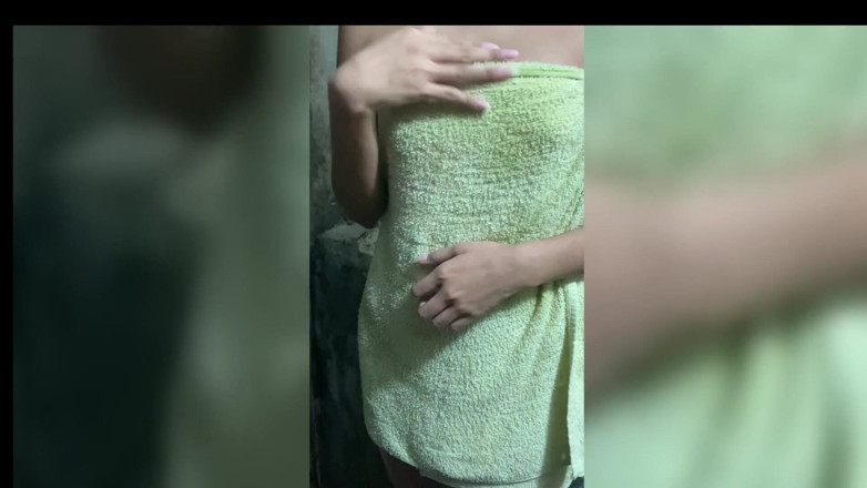 HomemadeTeenhot18: Teen18+ tanga ve mini etekli iş arkadaşı