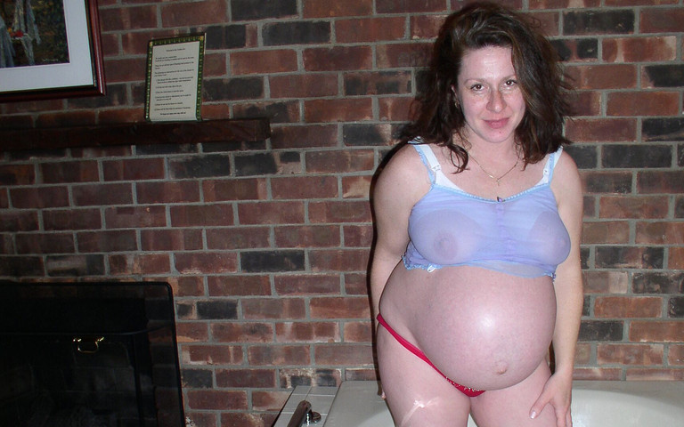 Pregnant Hotel Night (Amber milf)