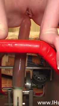 I hunt my cunt - Young girl Eve fucked hard by fuckmachine till orgasm