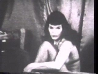 Vintage Usa: Show vintage torride et sensuel d'une MILF sexy