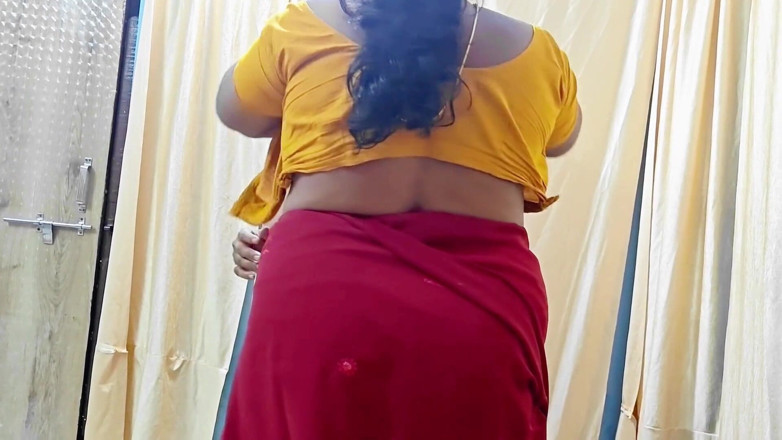 RoyToy: Sexy Indische Bhabhi nauwelijks geneukt door jonge stiefbroer