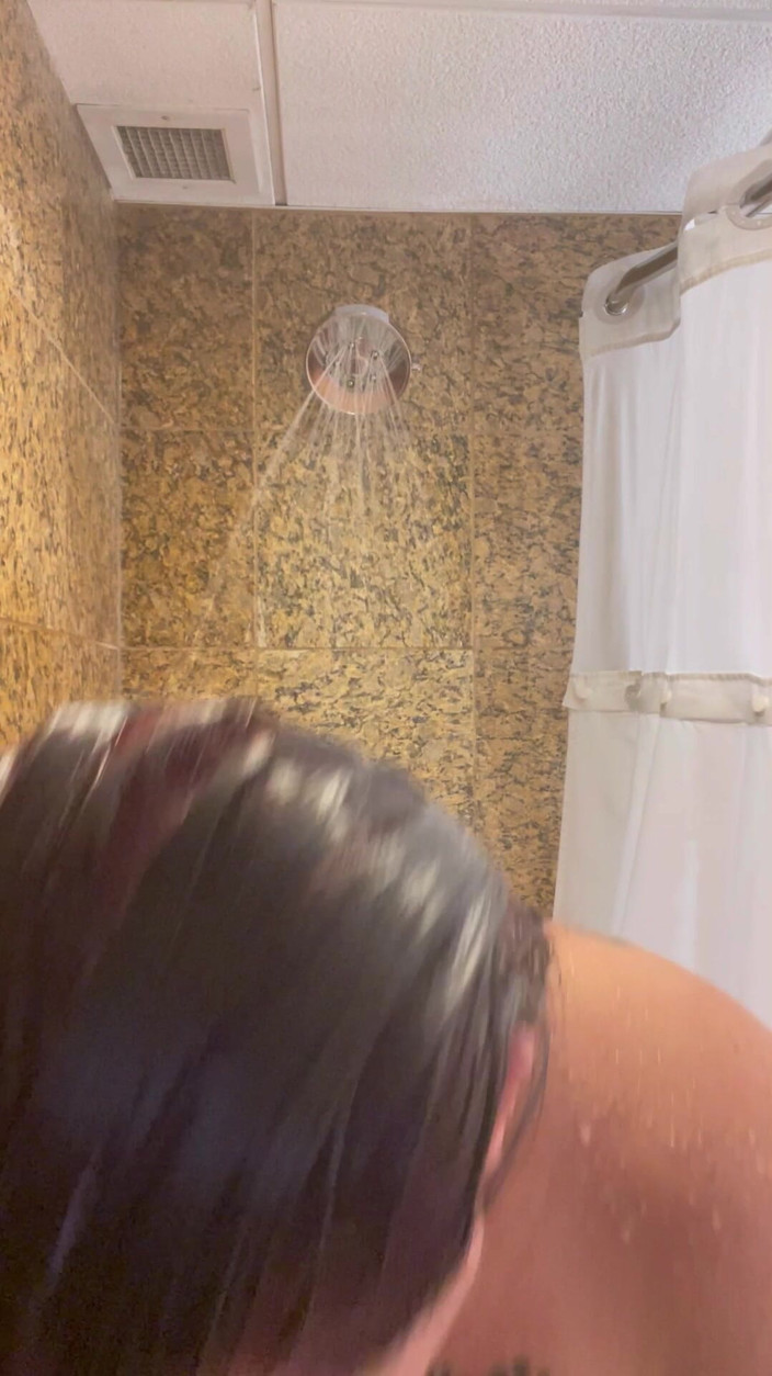 Raven Belle: 모든 자연 비 샤워