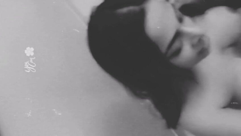 Rishi: Gadis Kolej Comel Ne Chusa Lund Chut Chatai Phir Hui...