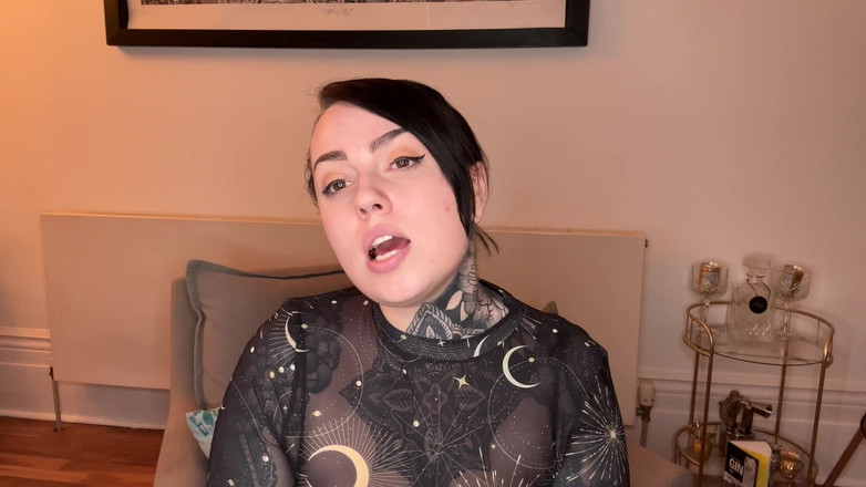 Miss Valentina: Istruzioni per la masturbazione anale