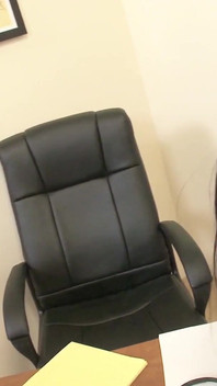 교실에서 흑인 대물 자지에게 처음으로 따먹히는 겸둥이 아시아 여대생