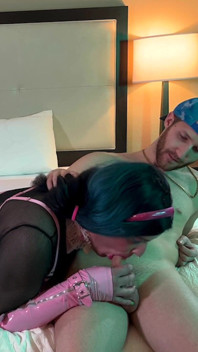 Mujer trans caliente en castidad follada y chupando - compilación 7
