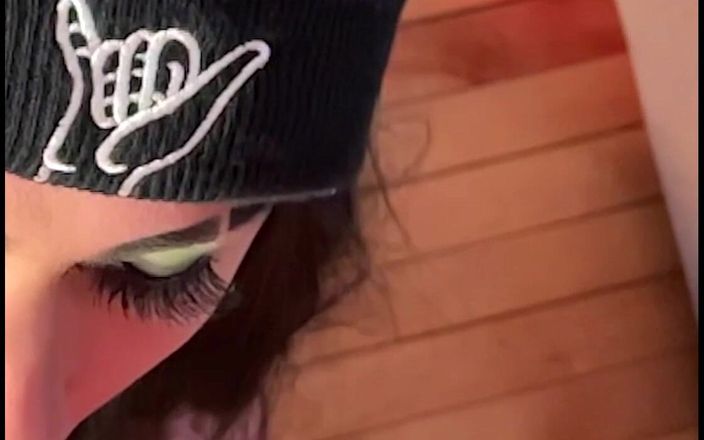 Jake Grand the man: Süper seksi gotik femboy jade madison emiyor ve sikişiyor - derleme 3