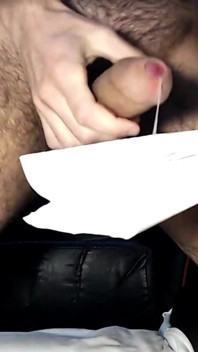 Masturbating Hard for 2 Minutes and Getting a Lot of Milk!
