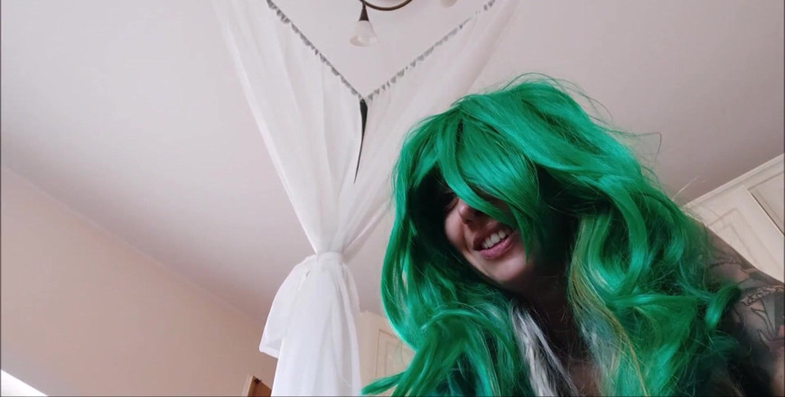savannahamatoriale: My Colleague and I Have Fun