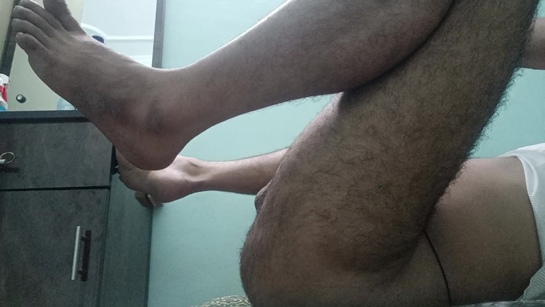 Rajasthani-old-lover: bhaartiy desi aadmi parosi ankal aur dildo vaibretar ke saath...