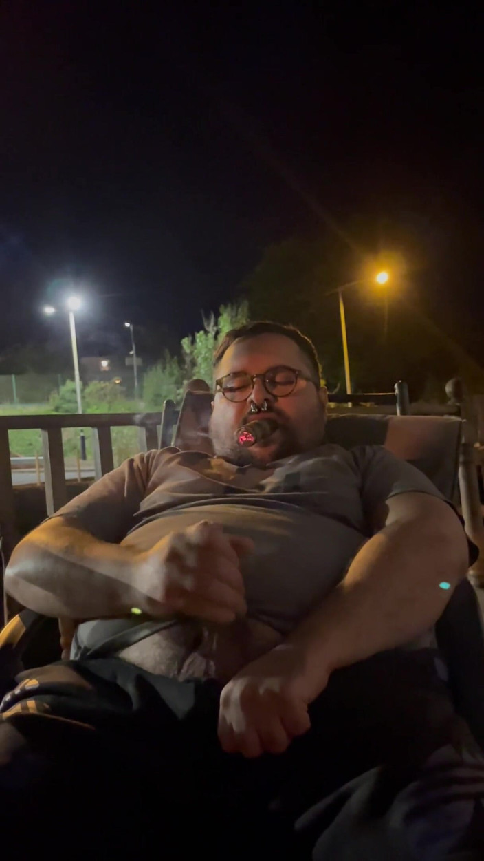 BigBullBoss: Bò đực xì gà