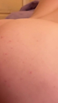 ให้เพื่อนฉันเย็ดฉัน ดูดควยใหญ่ของมัน แล้วเอาเข้าในรูตูด Part 1