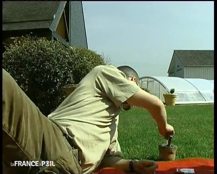 French Gonzo: Çoraplı büyük memeli kız öğrenci açık havada sert anal sikiliyor ve...