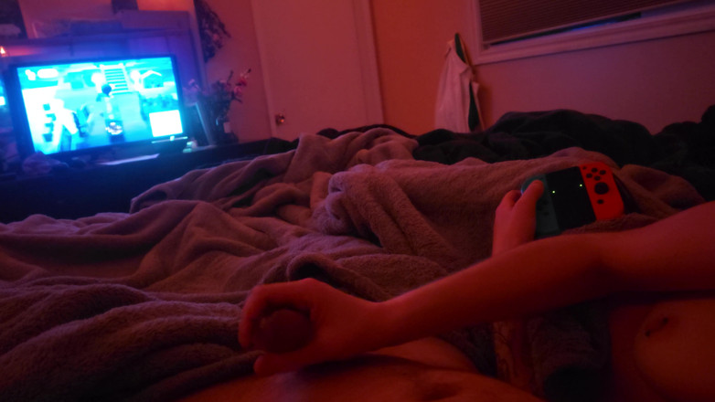 PineapplePie1111: Good Gamer Girl Part 1