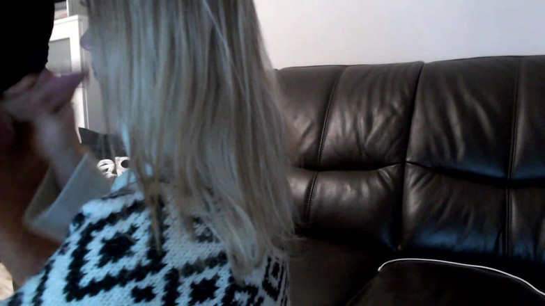 MagicStas: Holka chce kouření a honění se spermatem na obličeji