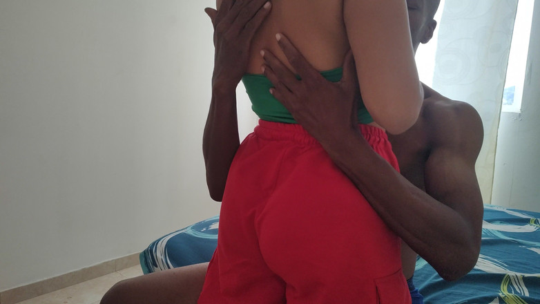 PABLO N3GROBAR: BTSのゴーンルームでのアス掴みマッサージ