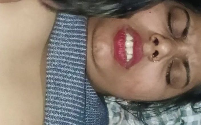 Poojakabir: Dva nevlastní bratrové Ne Mujhe Choda