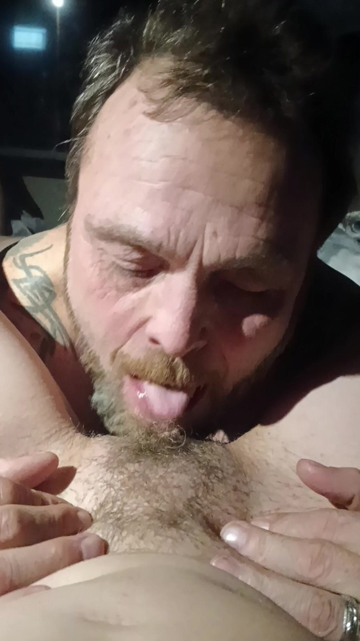 Satin Lady: Satin Lady älskar när Jrock äter den fittan