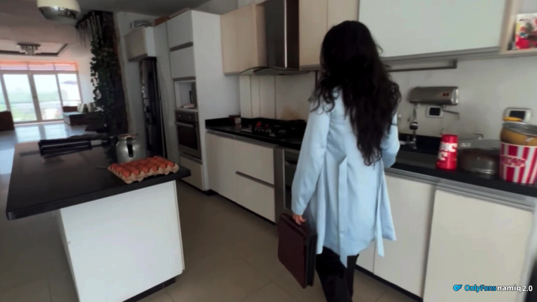NamiQseiiin: Ugly Real Estate Crede Că Sunt Un Om Ușor Și O...