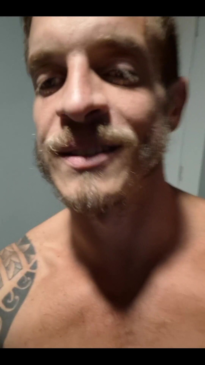 Dave Wikkinson: I M Back! Personalized Videos or Video Calls Available!