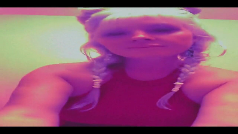 PaintedRose: Disemak.. untuk apa? untuk Roket Merah Awak. sudah tentu