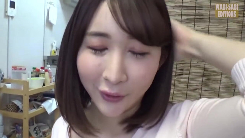 MILF, Wabi-Sabi Editions: 僕の部屋を秘密の逃避所と見なす隣人の美人年配 - 2