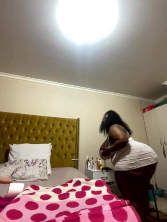 Legendary Booty Overdose: Lactating BBW MILF Tits &amp; Ass Worship