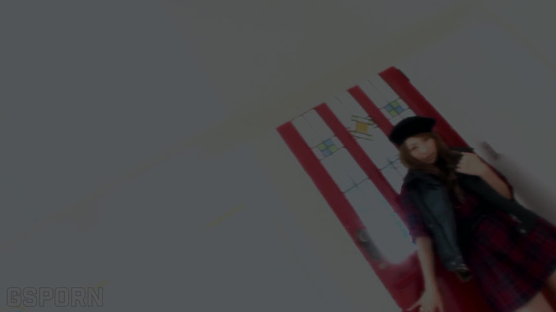 Go Sushi: Japans meisje met strakke kut geneukt met diepe penetraties en...