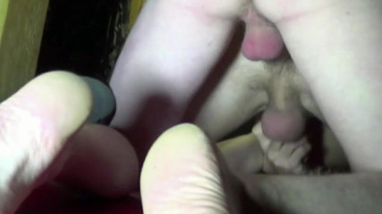 Gaybareback: Táta zneužitý surový sexy twink