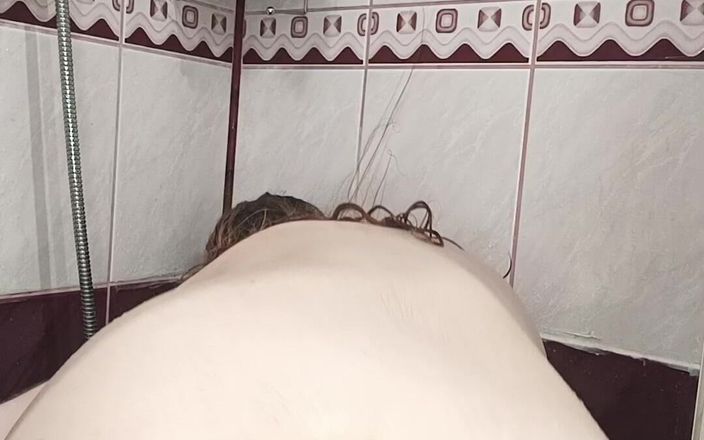 Miss-pleasure: पूरा वीडियो कमसिन लड़कियां पहली बार शॉवर में गांड चुदाई करती हैं