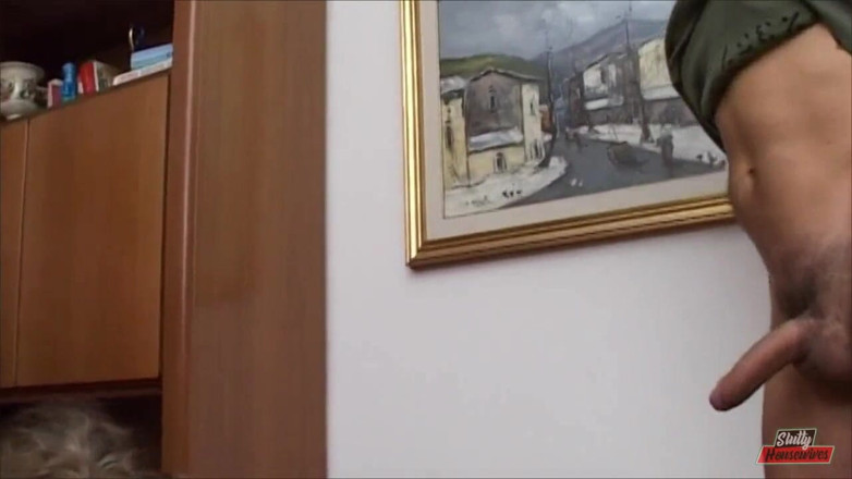 Vere Casalinghe Italia.: Mil enjoys sucking and fucking a wet cock