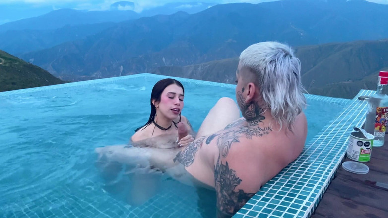 Katty Blake: Encontro Do Tinder Termina Em Sexo Ao Ar Livre Com...