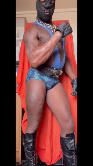 Masculine crossdresser: Preto pervertido crossdresser solo treino sexual e partytH