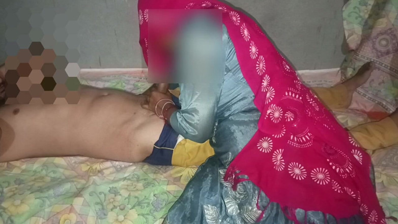 Savita5343: Remaja India panas sangat menikmati blowjob dan menunggang