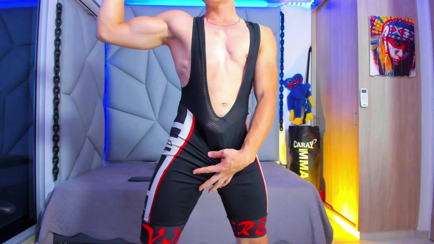 Biceps Duros, Cumming Hard (Richard Mille) Biceps Duros, Cumming Hard (Richard Mille)