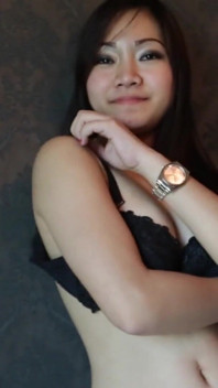 AsianSexDiary - awek Asia yang berseronok suka mengongkek orang asing