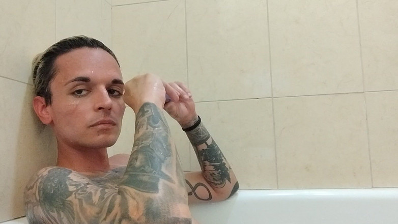 Vovxxx: Banho no meu mijo