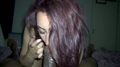 Petite Asian hefburg: Studentessa birichina succhia un grosso cazzo nero vuoto