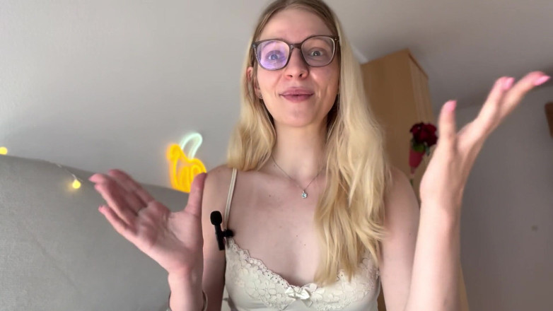 Goddess_Bella_Rae: 4 avantages d’être tapette