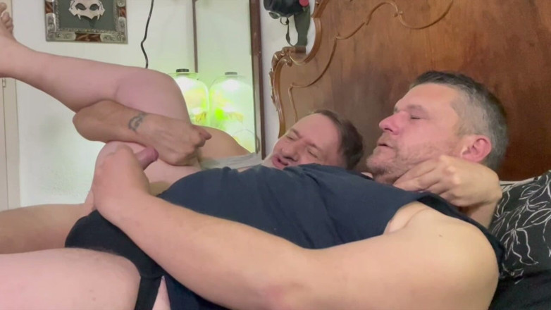 Hot chubby bottom: Monsterdickhunters Compilation Part 1