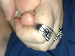 brittbfly4u: Sxxxy Feets Fun
