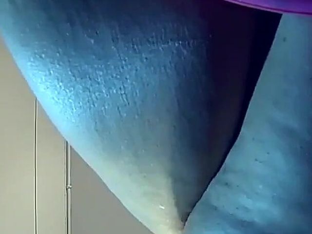 Close-up Cam (Pov legs)