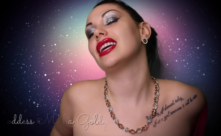 Goddess Misha Goldy: My sensual red lips feel good on my bf cock,...