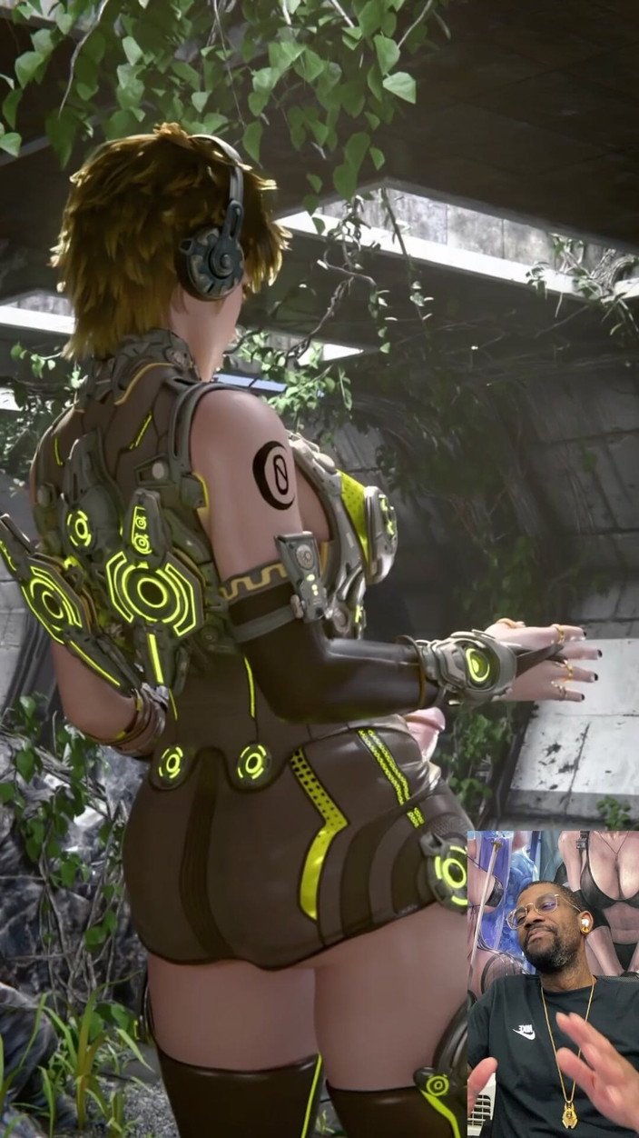 L6RD7BLU3 FUTA: Ciasna cipka Big Breast Girl Rośnie Twardy transseksualny kutas i...